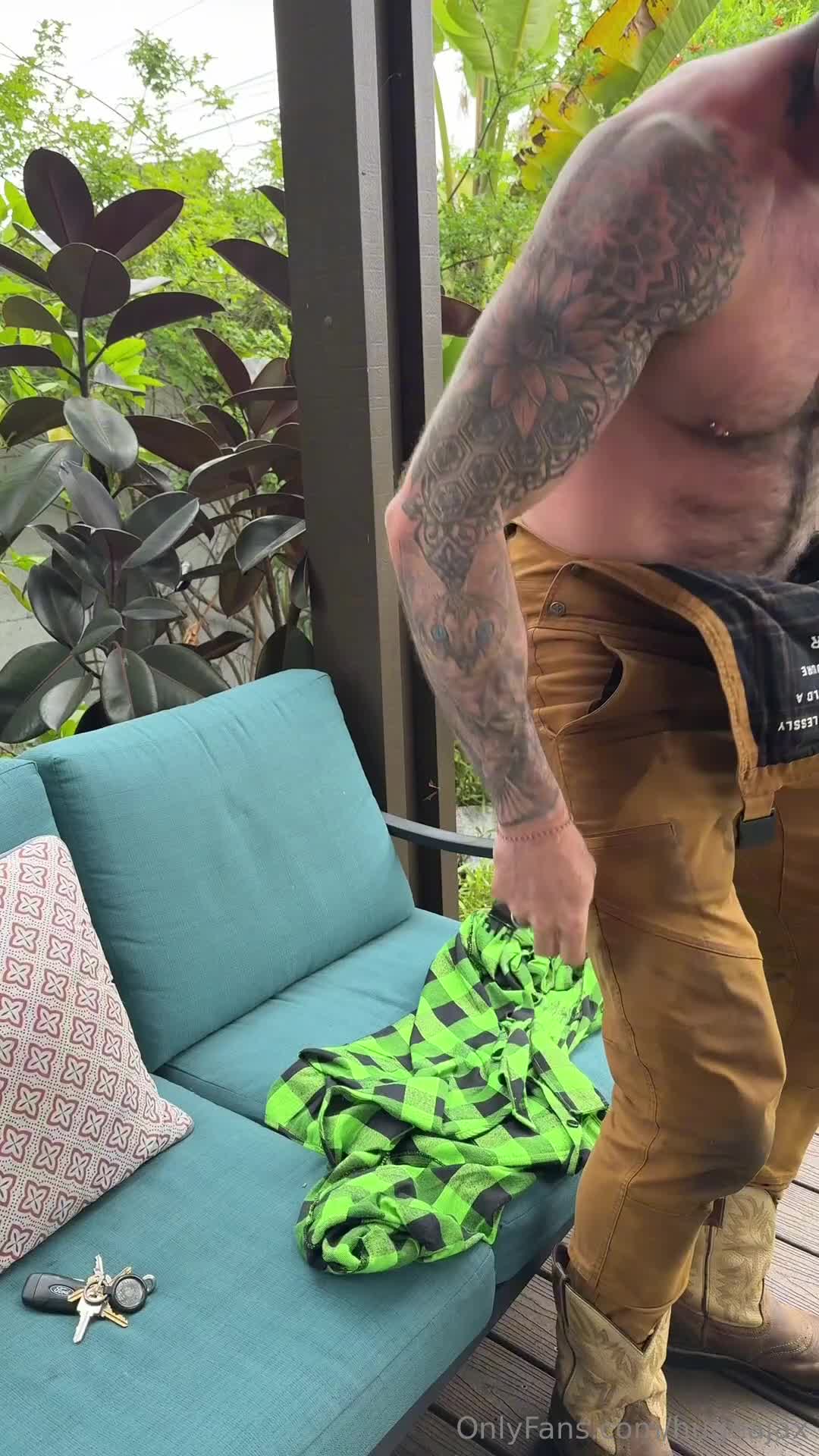 Hugeajax - Join me for a leaky edging wank outside.