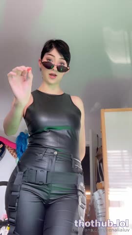 Kenalialuv THE MATRIX Trinity's 3 orgasms. (titty licking, strip tease, pussy close u
