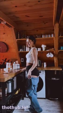 Rachel Cook Cabin - Making Pancakes Video