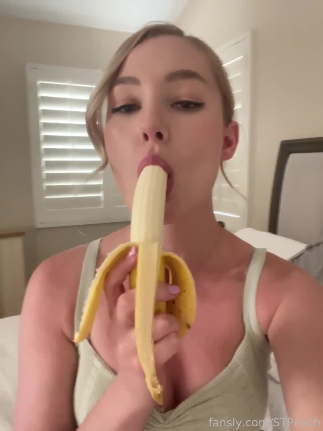 STPeach Banana Deepthroat Fansly Video Leaked