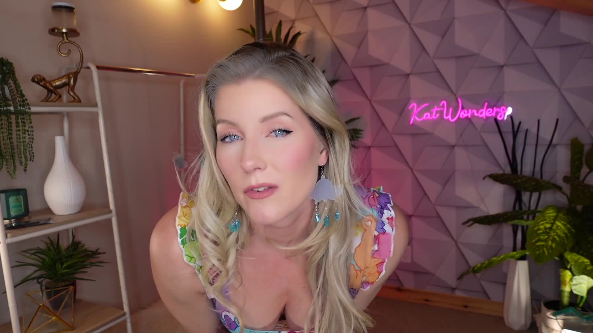 Kat Wonders Weekly 169