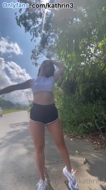 Kathrin Nude Hiking Masturbation OnlyFans Video Leaked