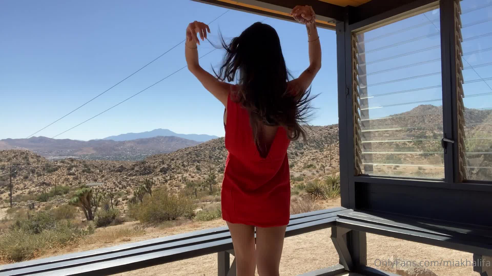 Mia Khalifa Bikini Modeling Outtakes Video Leaked