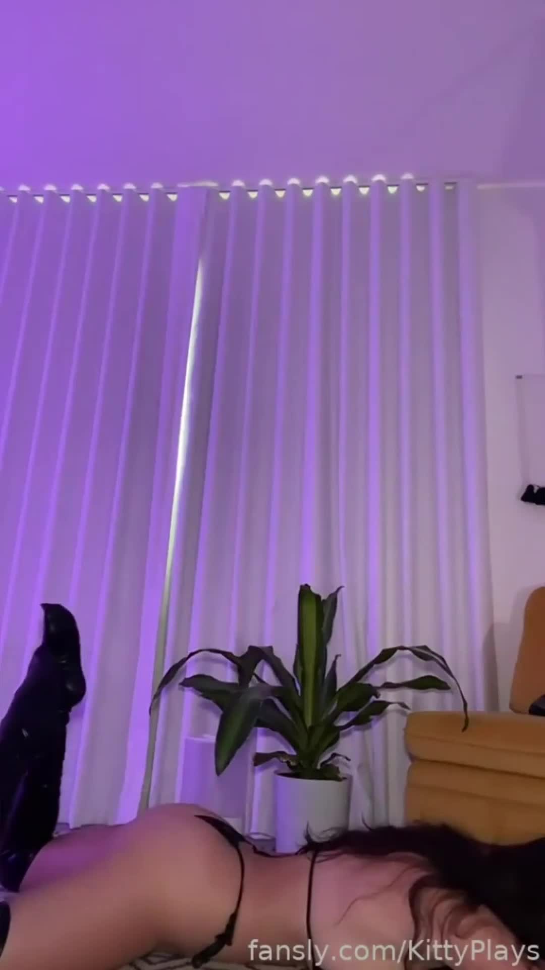 KittyPlays Sexy Bunny Leather Lingerie Fansly Set Leaked