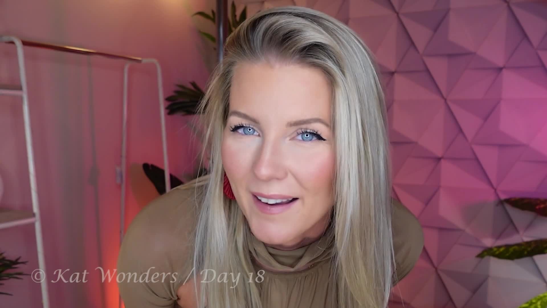 Kat Wonders 25 Days Of Micro Bikinis Day 18 2022