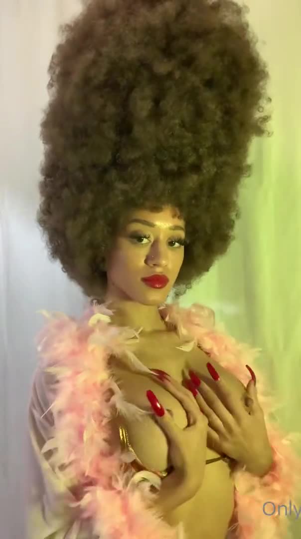 Celebrity OnlyFans leaked Stormi Maya Nude Tits Tease OnlyFans Video Leaked on HDthot