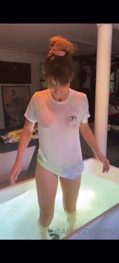 Amanda Cerny Nipple Wet T-Shirt Onlyfans Video Leaked