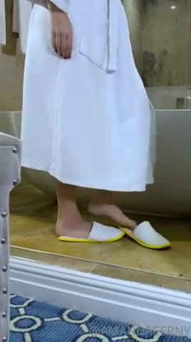 Amanda Cerny Nude Bath Onlyfans Video Leaked