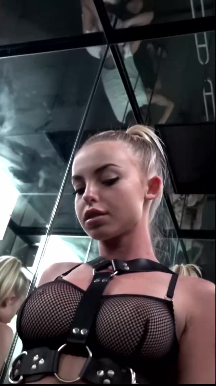 Emma Kotos Nude Dominatrix Onlyfans Video Leaked