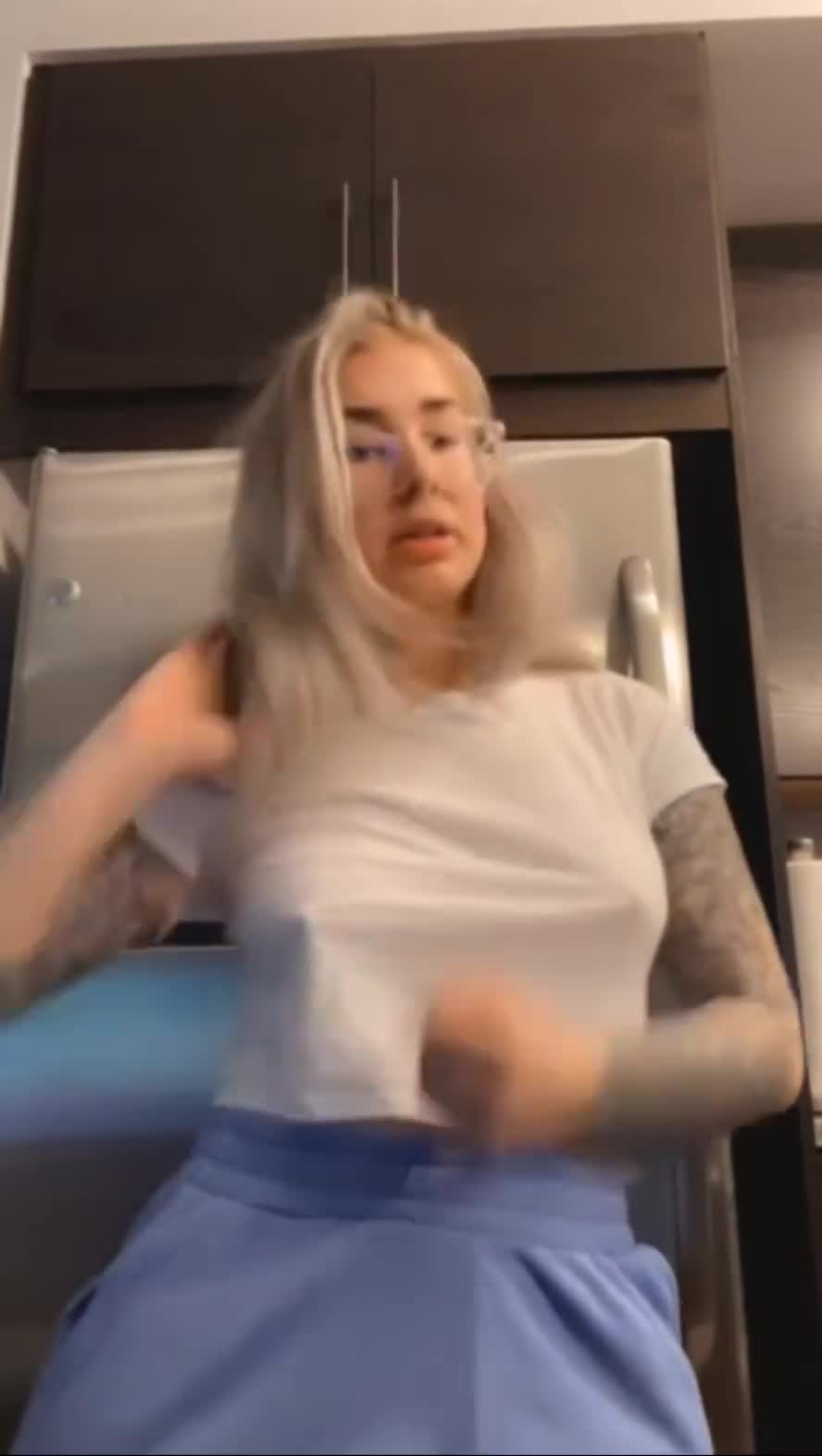 Jen Bretty Nude Topless JOI Onlyfans Video Leaked