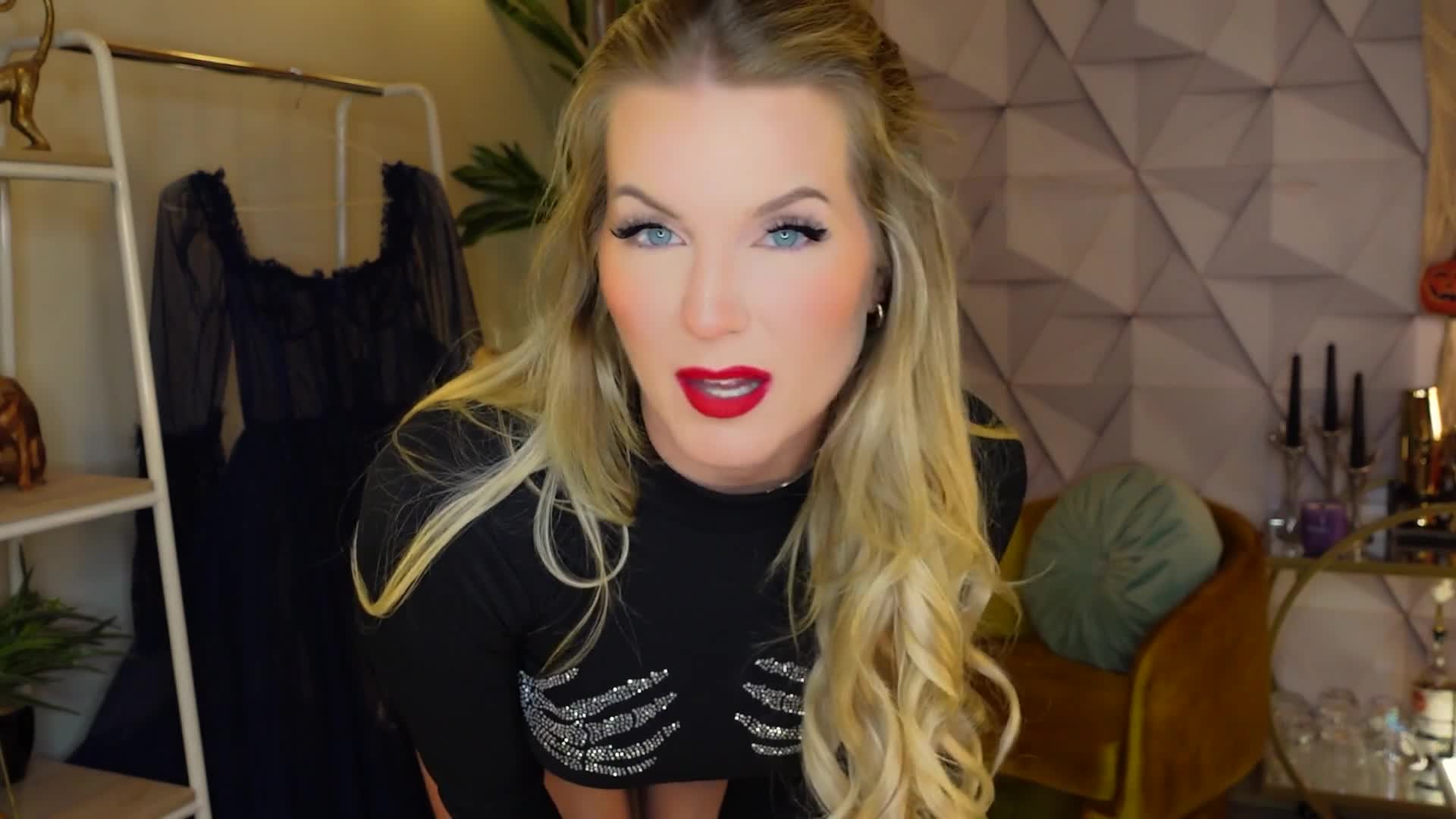 Kat Wonders Weekly 233 Patreon Video Leaked