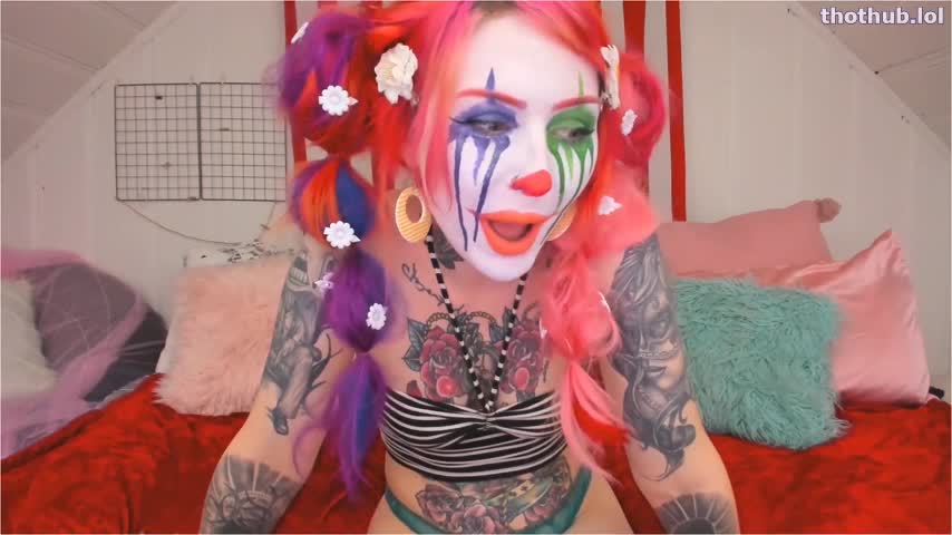 SluttySpice: Femdom Futa Clown
