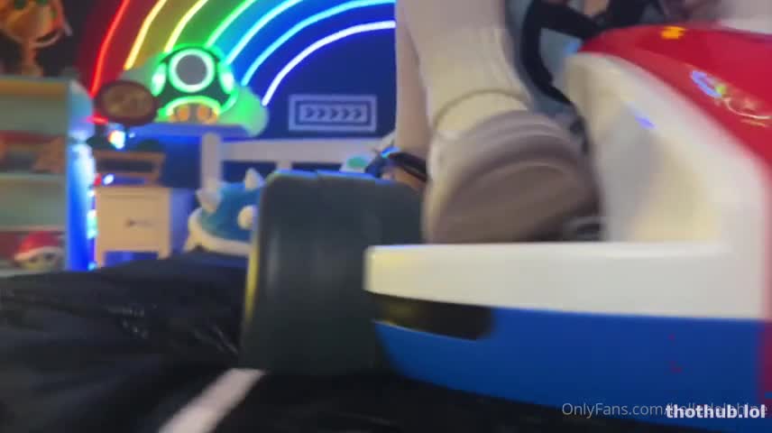 Belle delphine - Mario Song