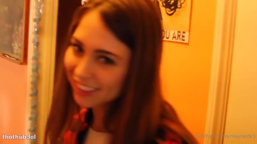 Riley Reid  POV blowjob scene