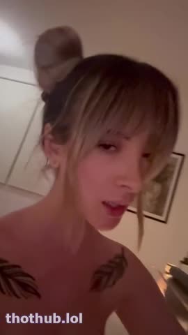JadeVow: Lick me there