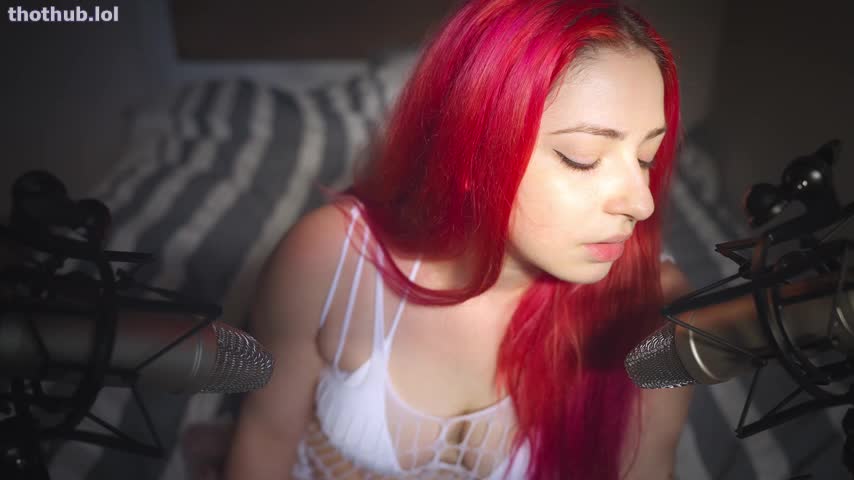 The Sounds of Girls ASMR Red Hair Girl Kissing Mics