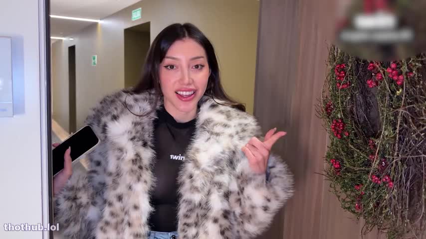 Ruth Lee - Hot New Neighbor Comes Over For Coffee