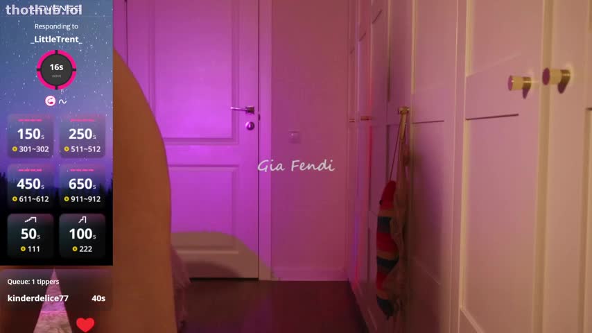 Gia_Fendi naked playing with domi