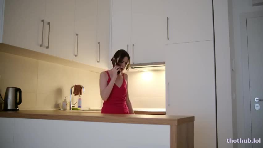 helloalice mommy makes porn