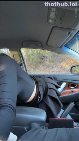 Raven haired beauty gets fucked in the car