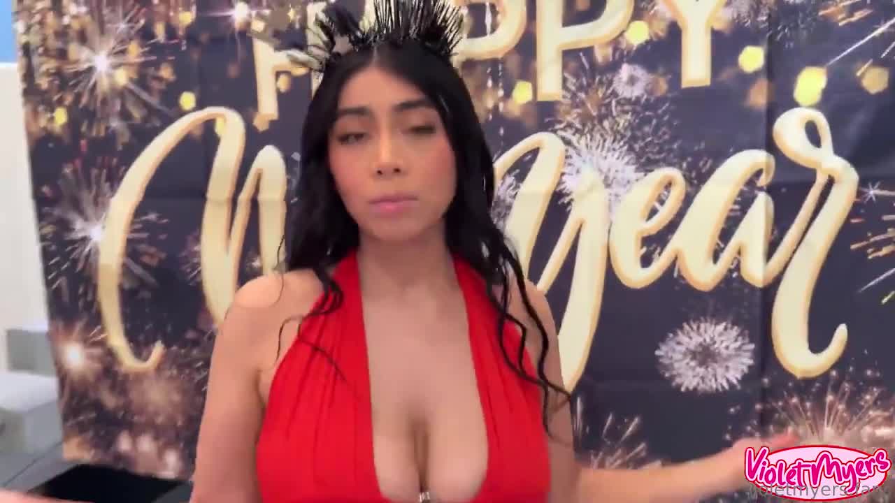Violet Myers OnlyFans leaked Violet Myers New Years Sextape Video on HDthot