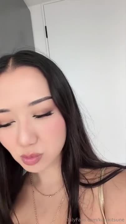 Kaia Kitsune Sexy Christmas Present