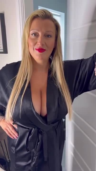 Lucie Loves – Cheating With Husbands Friend