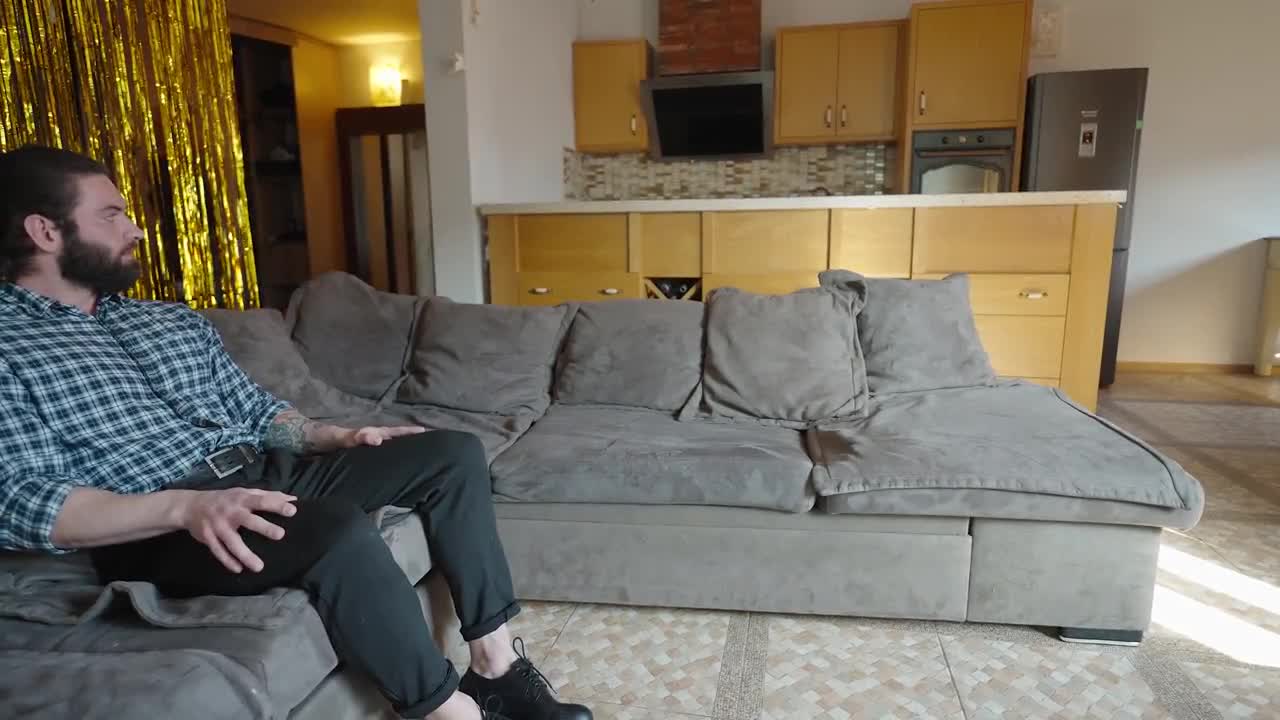 Verlonis – Cuckold Husband Watching As Wife Takes A Breeding Creampie