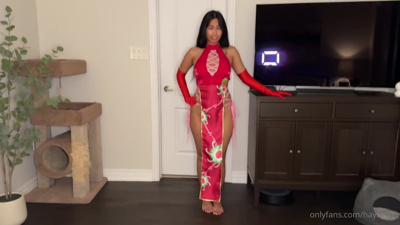 Hayleyxyz – Boa Hancock B/G Sextape