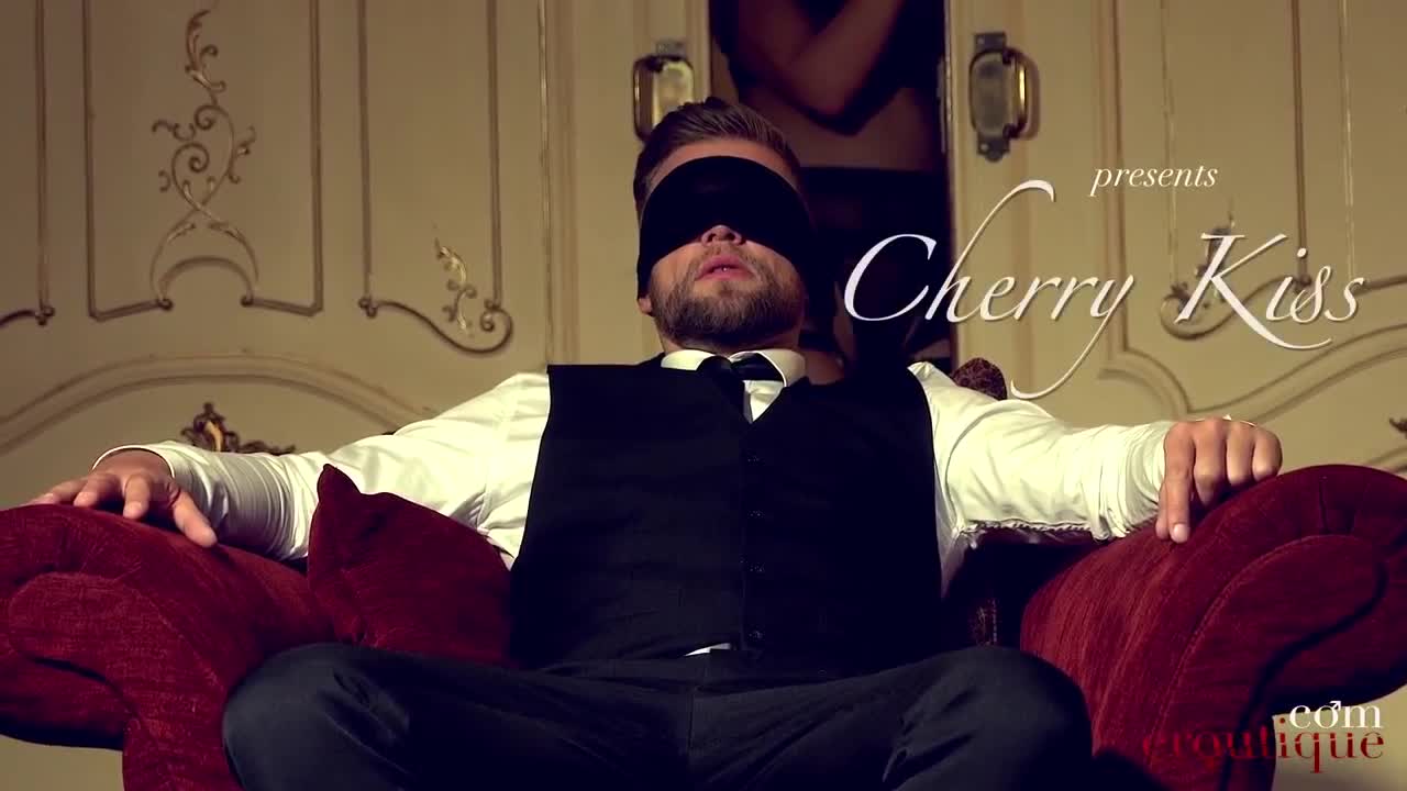 Cherry Kiss Vince 50 Shades of Cherry Vagina Is Better Then FlashLight