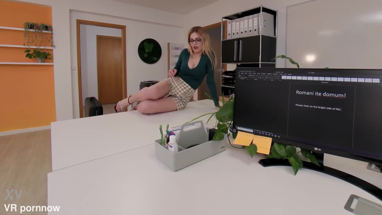 Mini Vamp Office Slut Erotic Massage Sex With Boss VR To 2D