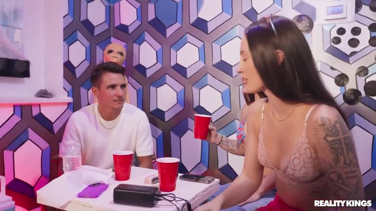 Rk Prime Zoey Uso Fucking At The Frat