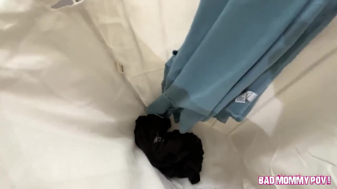 Ivy Ireland Step Mom Stuck In Washing Machine – Stepson’s Fantasy