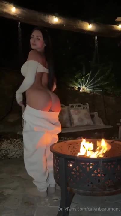 Caryn Beaumont – Sucking And Getting Facial By The Fireside