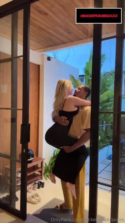 Kathiie – Hot German Girl Gets Slutted Out By BBC