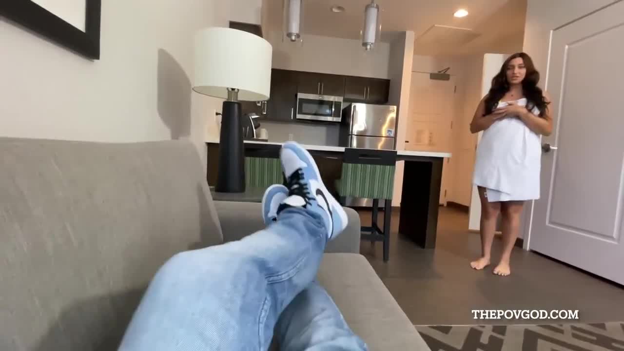 Vivian Taylor – Vacation With My Stepsister NEW POVGOD VID