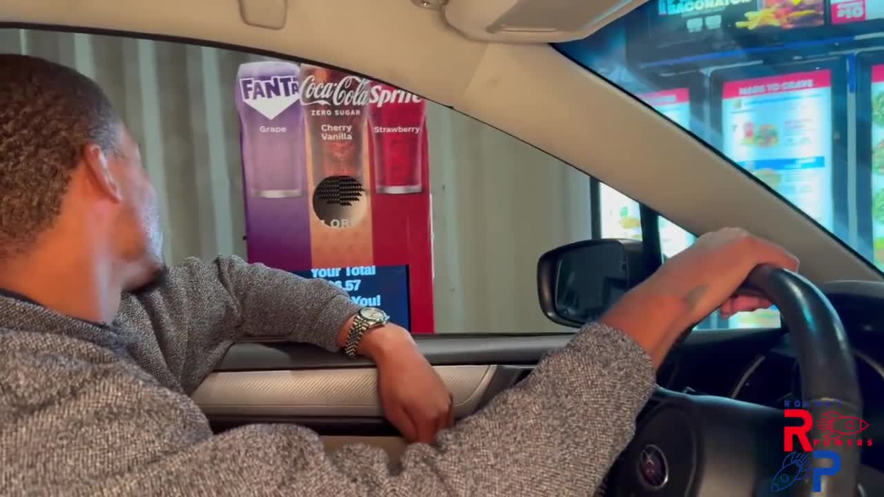 Sidney Summers Wendys Girl Serves Up Her Guge Ass