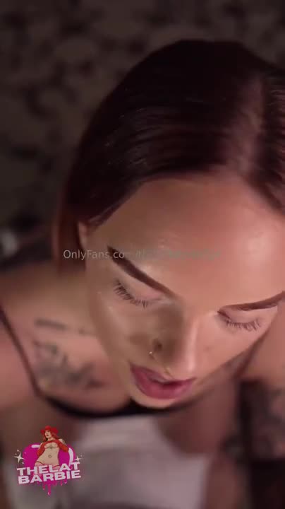 The Lat Barbie – POV Blowjob And Facial