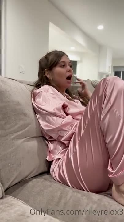 Riley Reid Instagram Babe Revenge Fuck With Her Ex