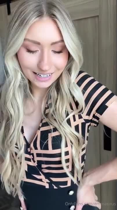 Emma Sirus Office Slut Sucks And Fucks Co Worker On Lucnh Break
