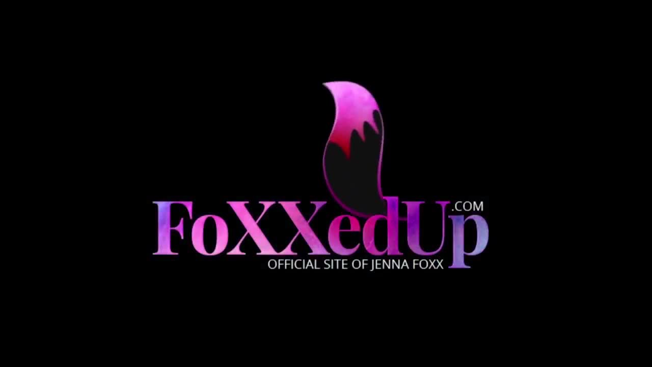 Jenna Foxx, Alex Grey, Avery Black – Lesbian Strap On Fuckfest