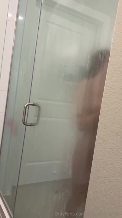 Danielle Rose – Steamy Shower Sextape