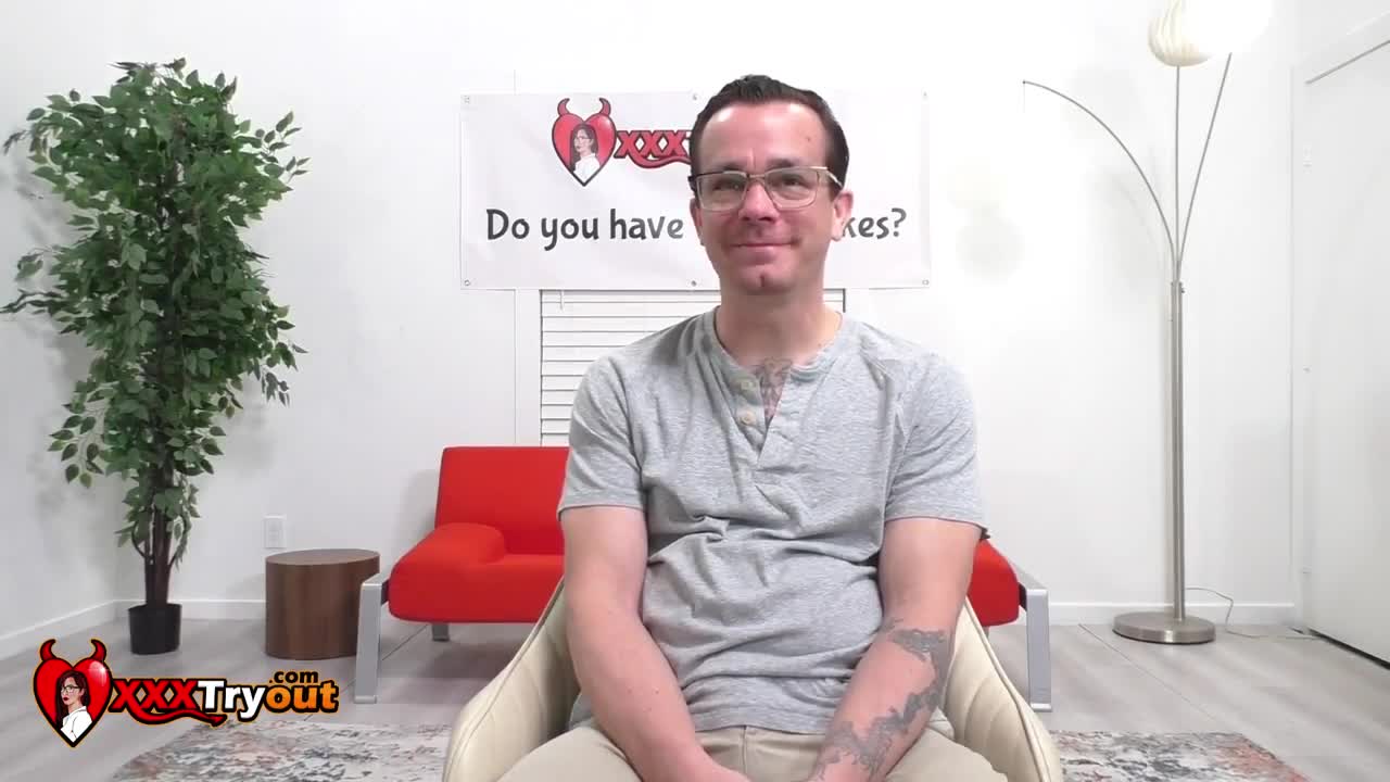 Aubree Valentine Fan Fucking Audition In LA