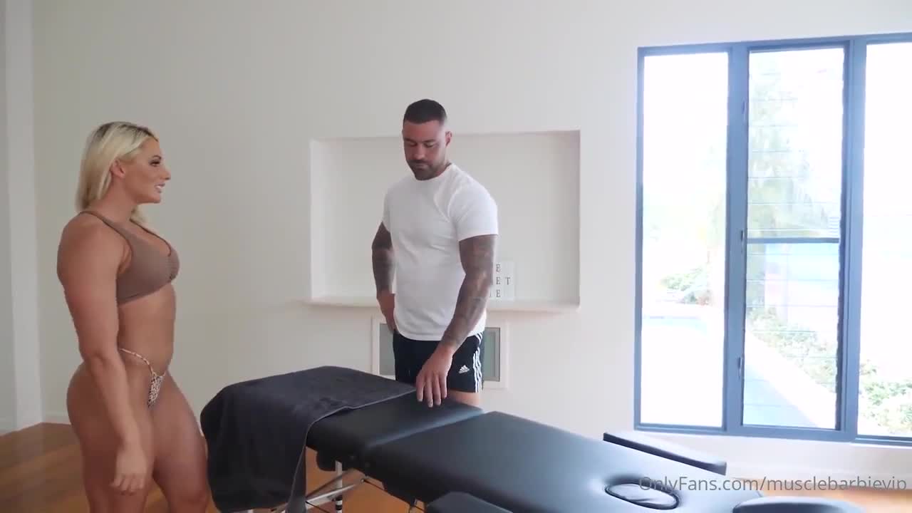 Muscle Barbie Wet And Sloppy Massage Fuck Session