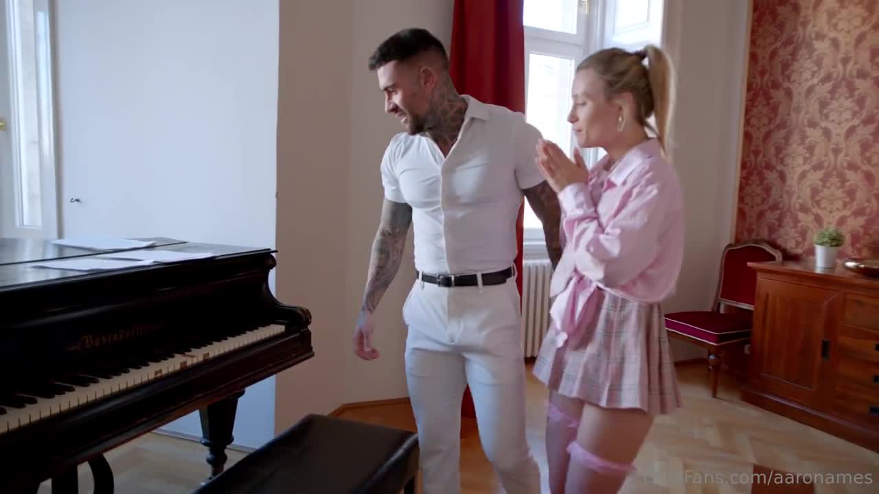 Lily Blossom – Piano Lessons