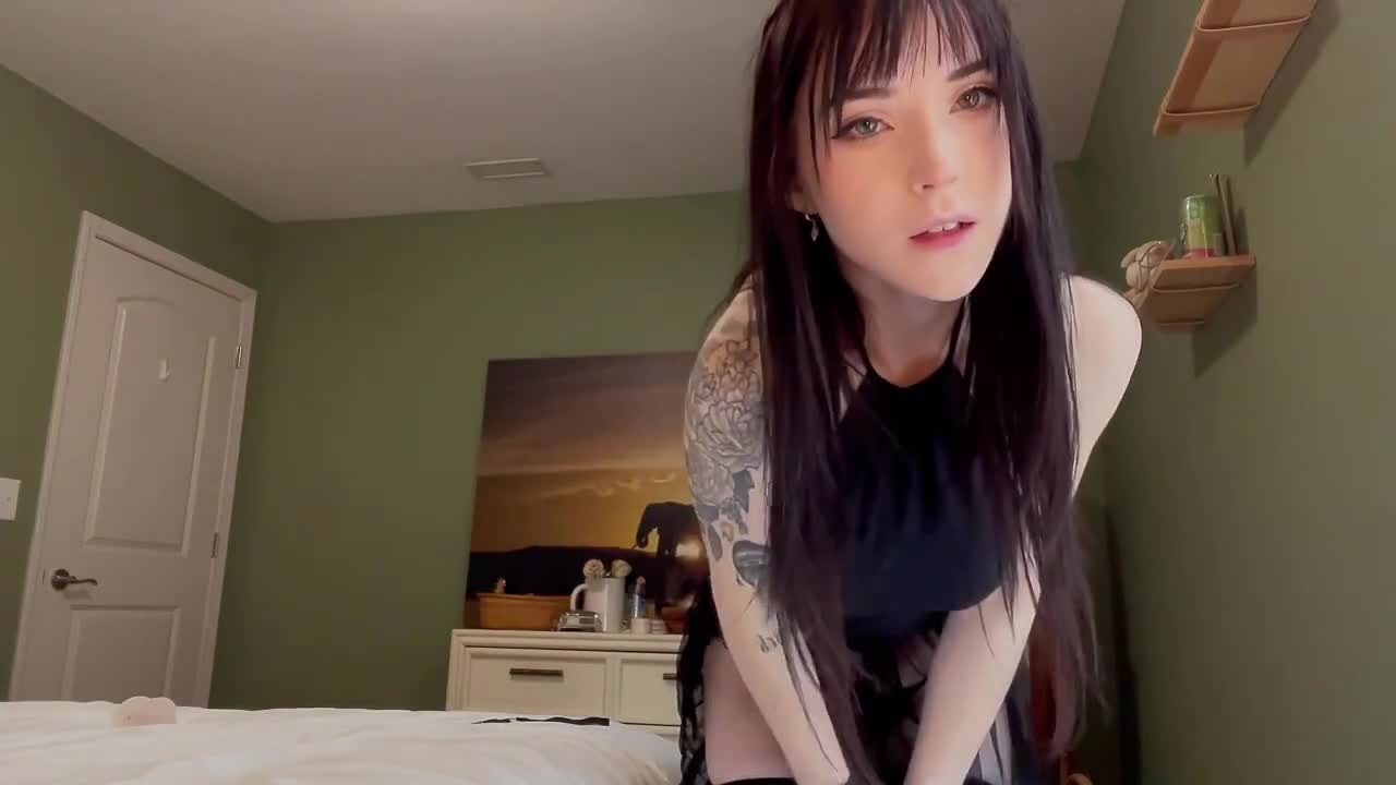Frankiebunnie – Seduced By A Lil Goth Succubus