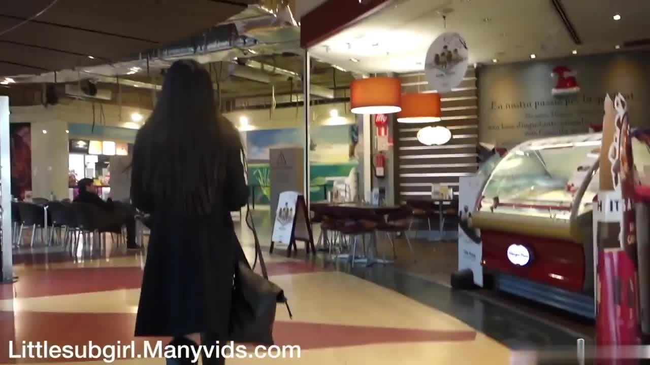 Littlesubgirl Risky Blowjob In Public Supermarket Video