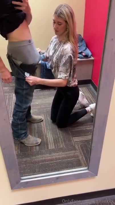 Lexi Rae – BJ Quickie In The Dressing Room