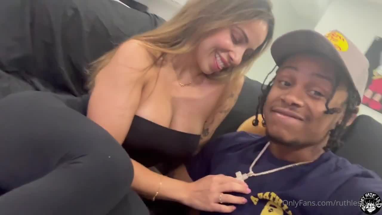 Niykee Cruz Get High And Lets Fuck On Couch W Lil D