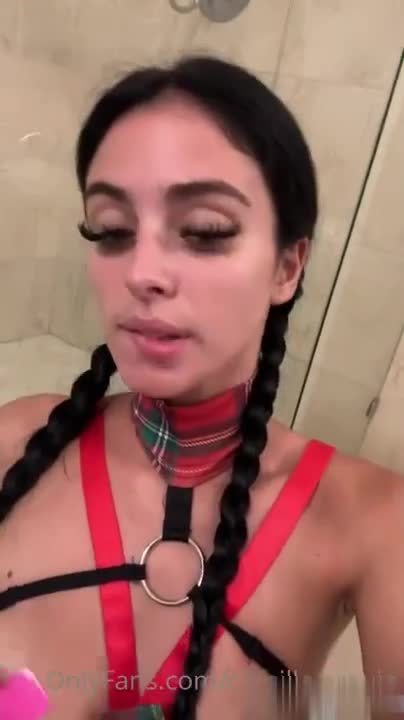 Camilla Araujo Dildo Sucking Porn Video